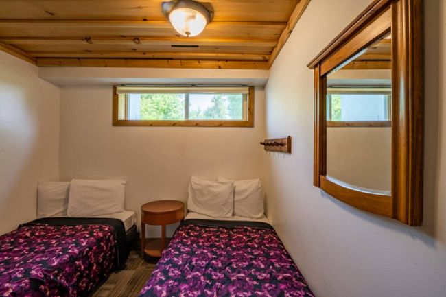 6 bedroom Chalet/Cottage with Hot Tub, Sauna, Ping Pong Table at Blue Mountain #52L 15