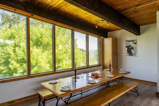 6 bedroom Chalet/Cottage with Hot Tub, Sauna, Ping Pong Table at Blue Mountain #52L 37