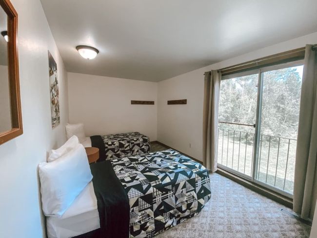 6 bedroom Chalet/Cottage with Hot Tub, Sauna, Ping Pong Table at Blue Mountain #53R 12