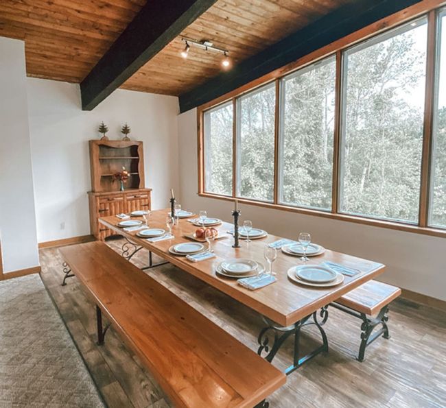 6 bedroom Chalet/Cottage with Hot Tub, Sauna, Ping Pong Table at Blue Mountain #53R 4