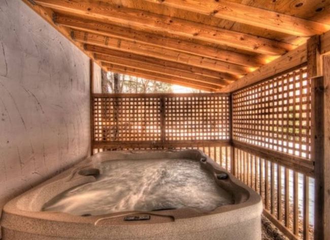 8 bedroom Chalet/Cottage with Hot Tub, Sauna, Ping Pong Table at Blue Mountain #13R 26