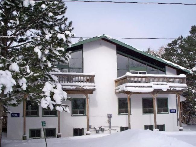 8 bedroom Chalet/Cottage with Hot Tub, Sauna, Ping Pong Table at Blue Mountain #13R 24