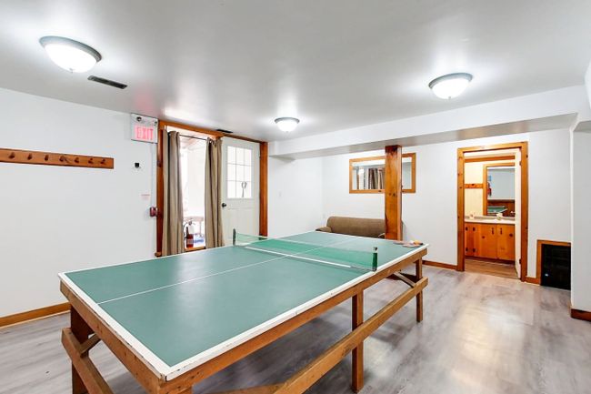 8 bedroom Chalet/Cottage with Hot Tub, Sauna, Ping Pong Table at Blue Mountain #13L 40