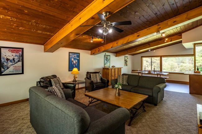 4 bedroom Chalet/Cottage at Blue Mountain #FO1 9