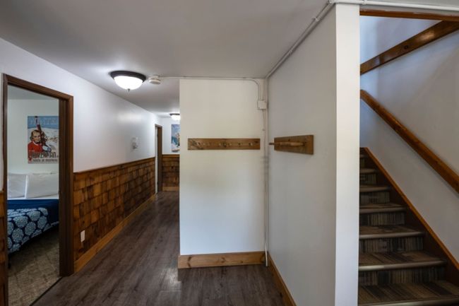 8 bedroom Stand Alone Chalet/Cottage with Hot Tub, sauna, Ping Pong Table at Blue Mountain #54 11