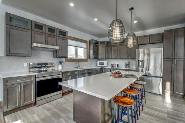 Brand New Luxury 7 bedroom Chalet/Cottage with Hot Tub at Blue Mountain #A17 6