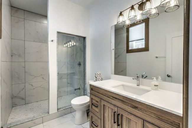 Brand New Luxury 7 bedroom Chalet/Cottage with Hot Tub at Blue Mountain #A17 20