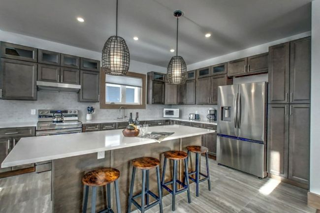 Brand New Luxury 7 bedroom Chalet/Cottage with Hot Tub at Blue Mountain #A16 2