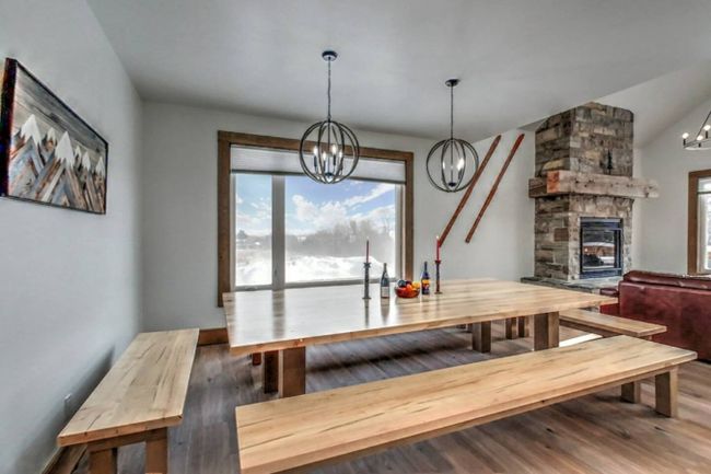 Brand New Luxury 7 bedroom Chalet/Cottage with Hot Tub at Blue Mountain #A16 49