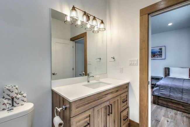 Brand New Luxury 7 bedroom Chalet/Cottage with Hot Tub at Blue Mountain #A16 32