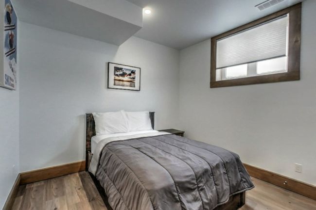 Brand New Luxury 7 bedroom Chalet/Cottage with Hot Tub at Blue Mountain #A16 28