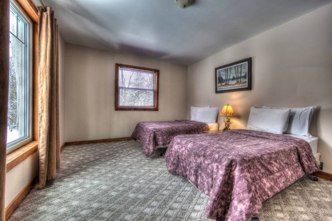 Unique Very Private Cottage, Private Beach Access, BBQ,HT 15