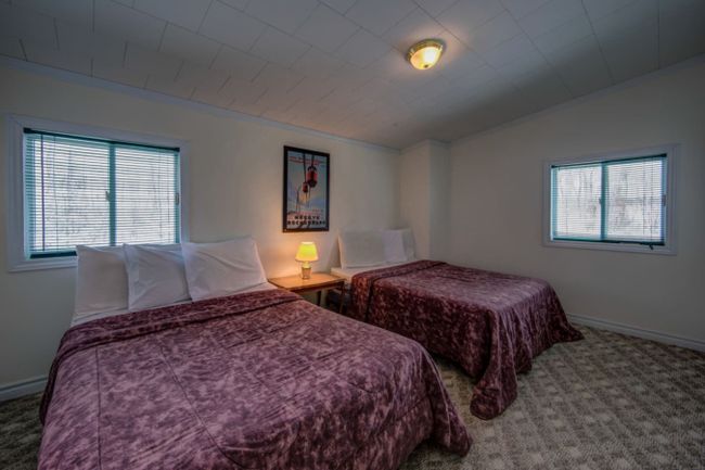 Unique Very Private Cottage, Private Beach Access, BBQ,HT 16