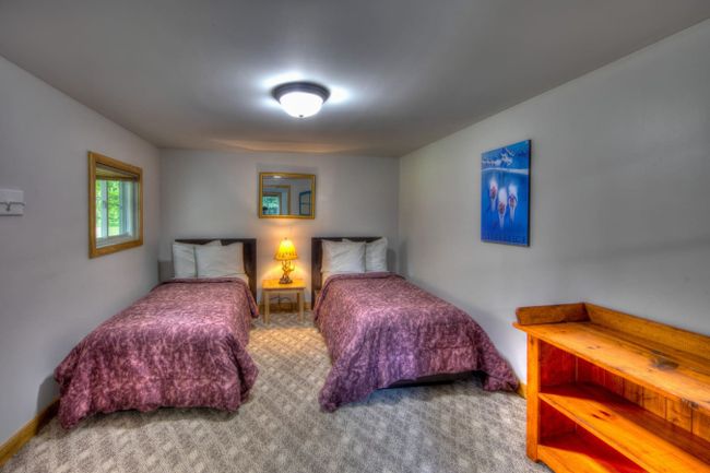 Unique Very Private Cottage, Private Beach Access, BBQ,HT 18