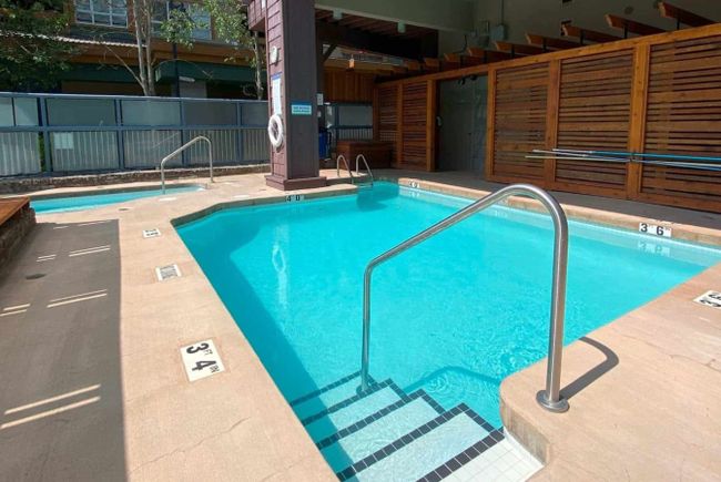 Heart of the Village - Luxury 1 Bedroom + loft 5