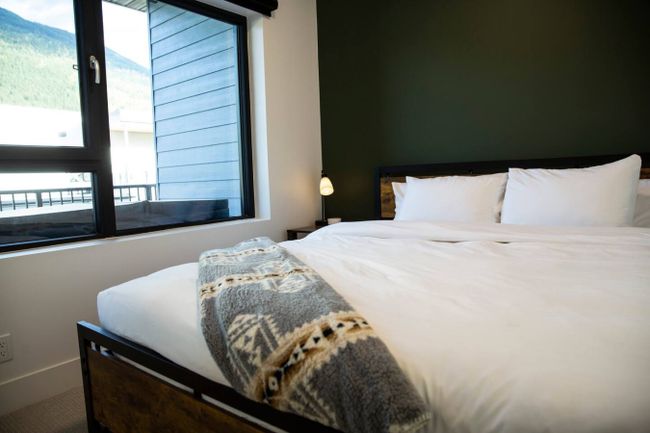 Revy Rendezvous | Private Hot Tub & Mountain Views 25