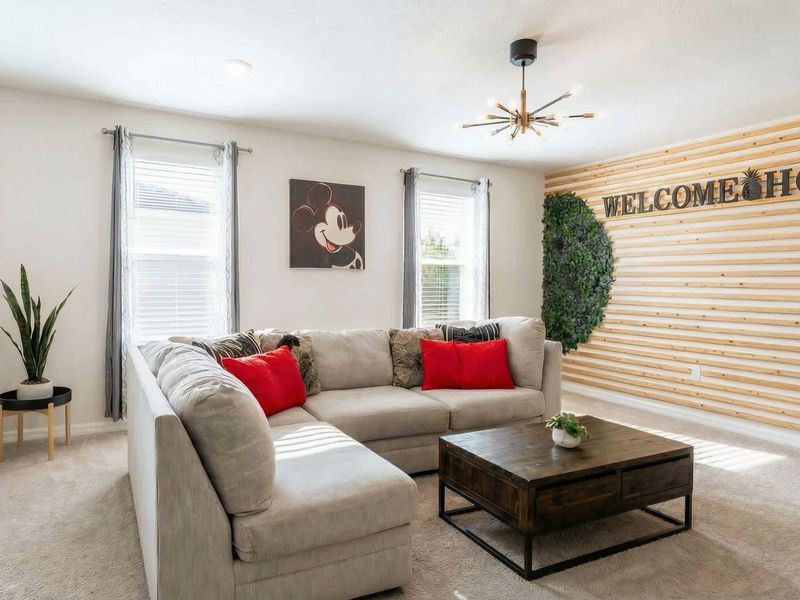 7303OL Solterra New 2