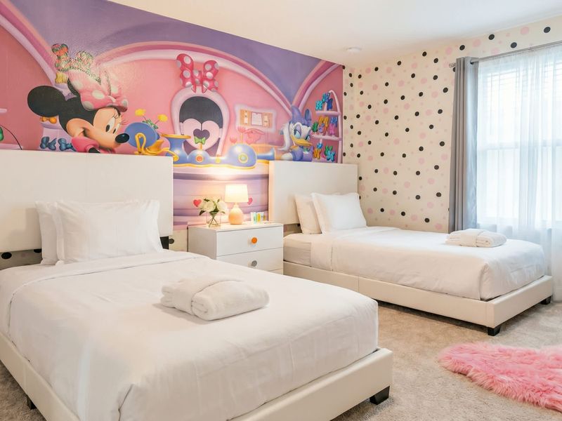 7303OL Solterra New 4