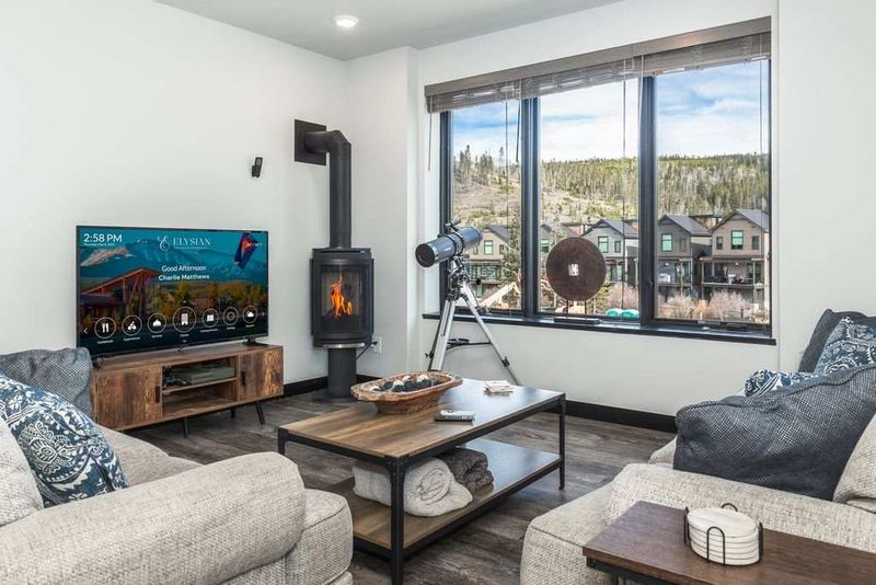 Solstice Abode - Elysian Photo