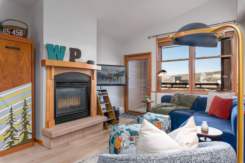 Zephyr Mountain Lodge 2419 Photo